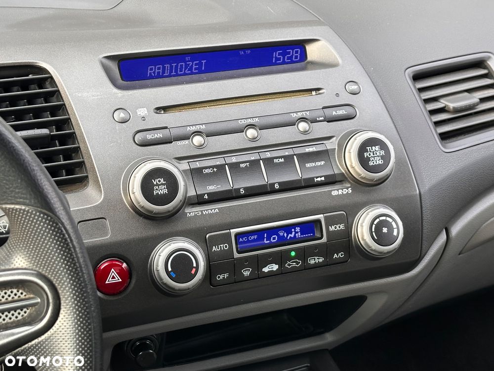 Honda Civic 1.8 Comfort - 19