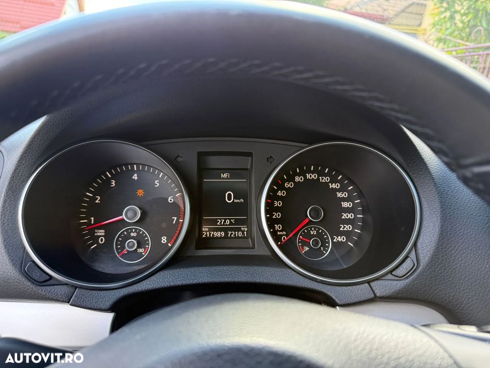 Volkswagen Golf 1.2 TSI DSG Comfortline - 2