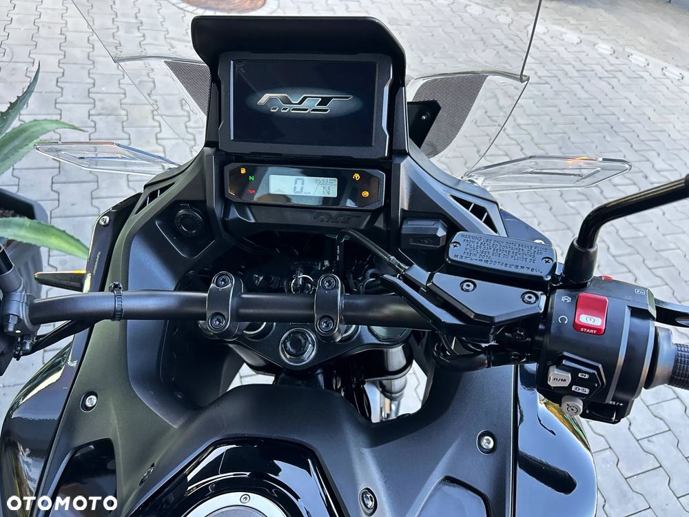 Honda NT - 9
