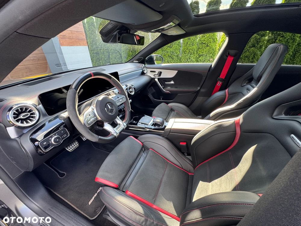 Mercedes-Benz CLA AMG 45 S 4-Matic 8G-DCT - 25