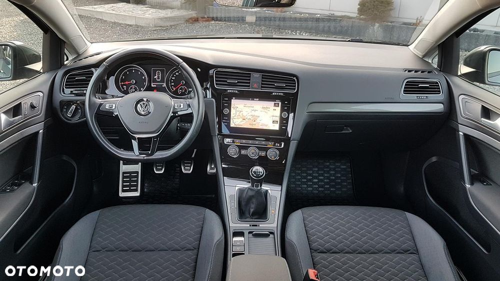 Volkswagen Golf 1.0 TSI Join - 13
