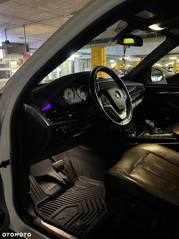 BMW X5 3.5i xDrive - 9