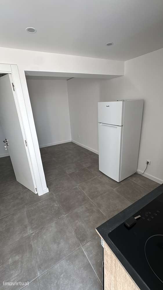 T1 Remodelado em Marmelete (prox Aljezur) com Água e luz Inclusa - Grande imagem: 4/6