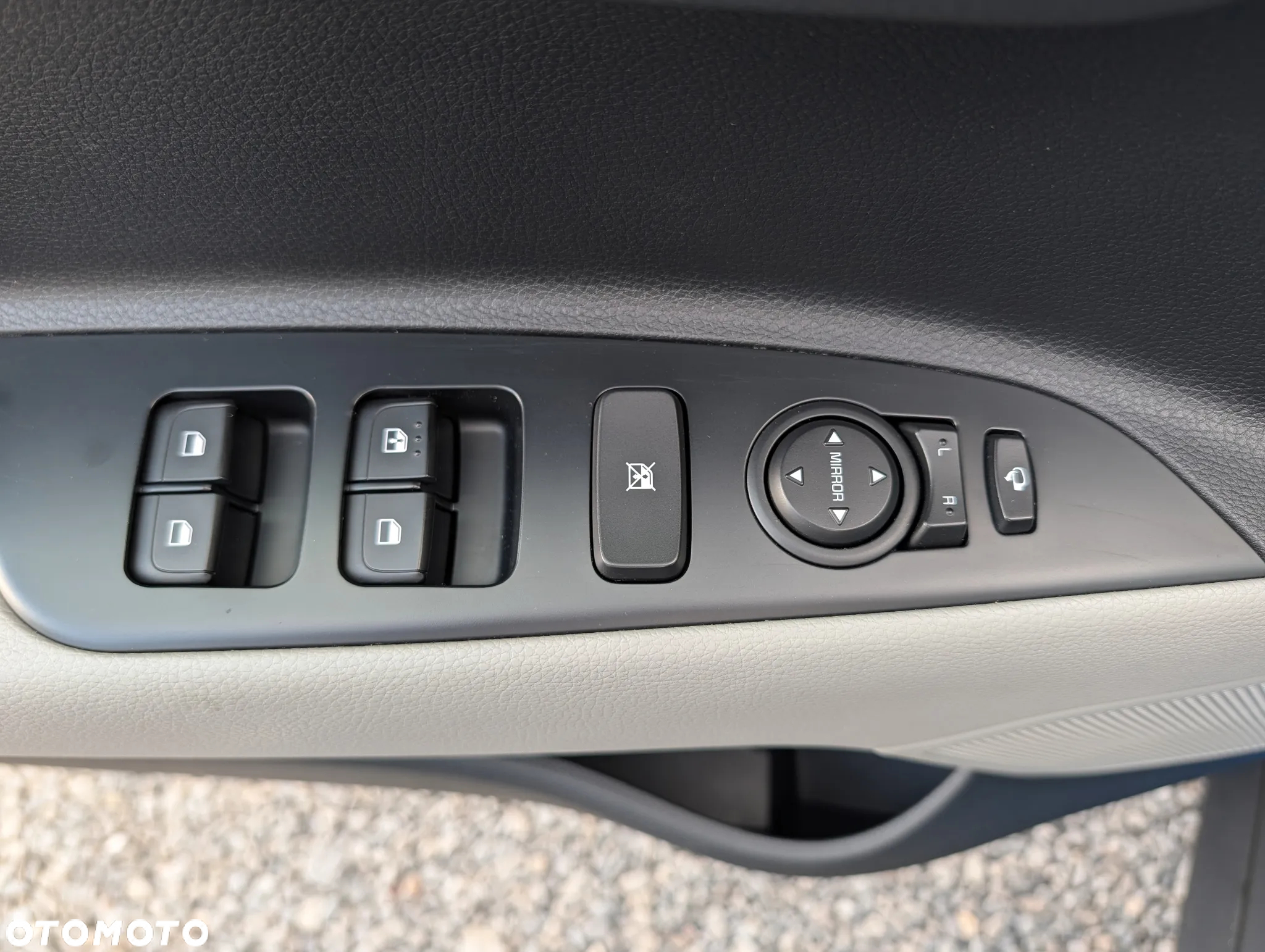 Kia Stonic 1.2 L Business Line - 35