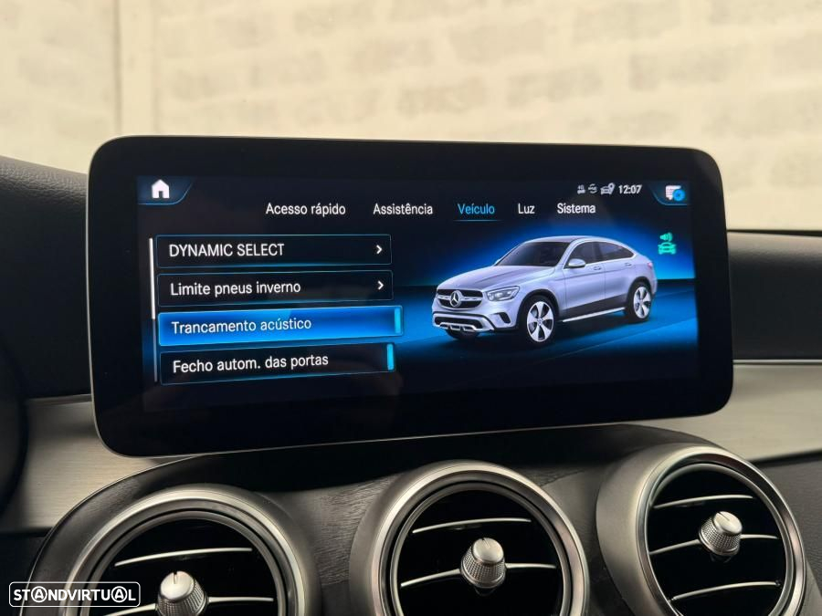 Mercedes-Benz GLC 200 Coupe d 4Matic 9G-TRONIC AMG Line Plus - 27