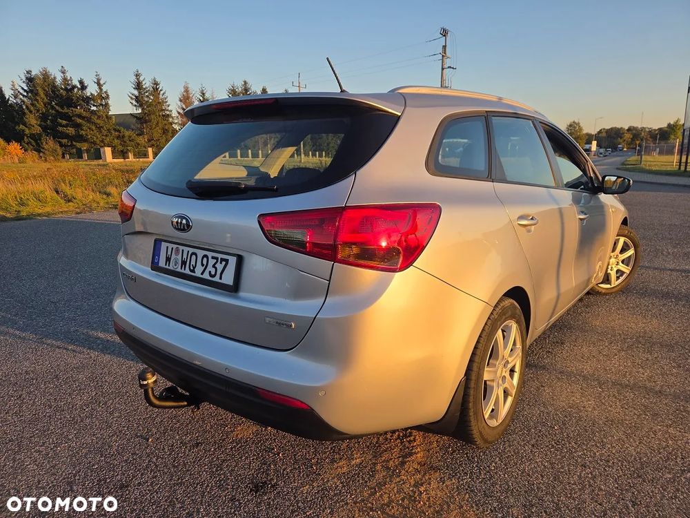 Kia Ceed - 6