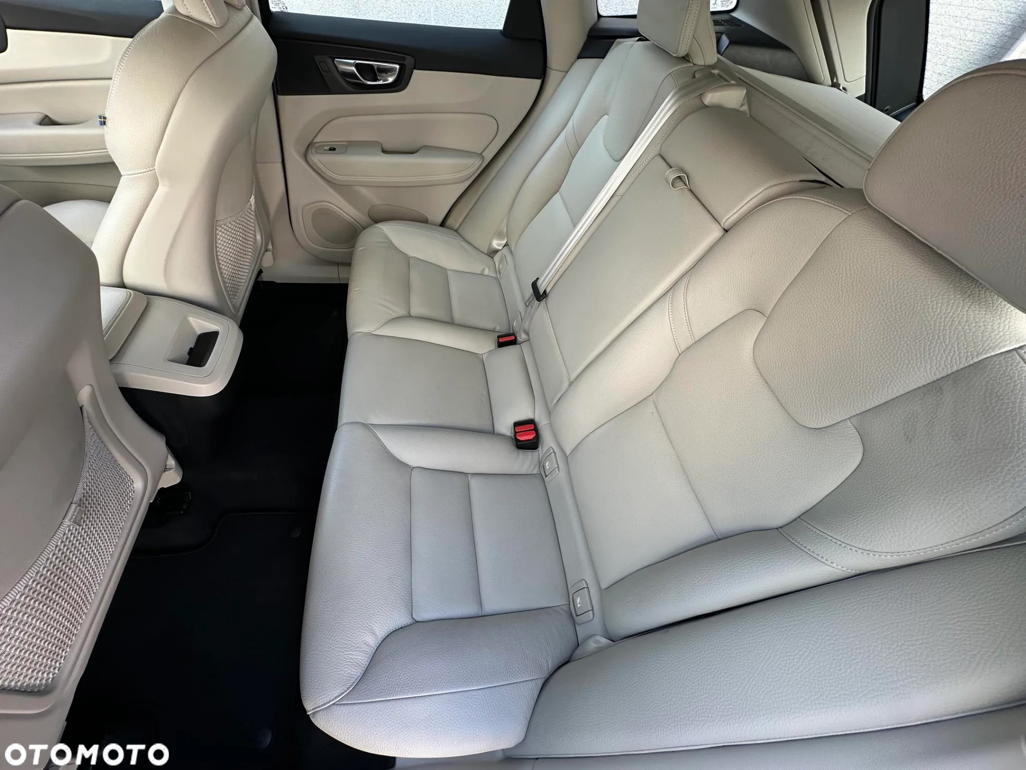 Volvo XC 60 B4 D AWD Inscription - 15