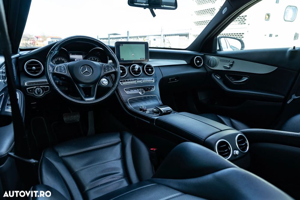 Mercedes-Benz C 300 Aut. - 17