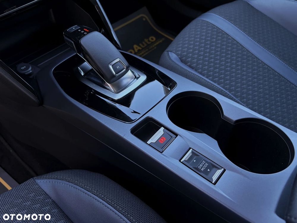 Peugeot 2008 1.5 BlueHDi Allure Pack S&S EAT8 - 31