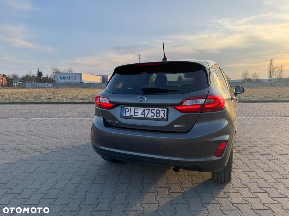 Ford Fiesta - 7
