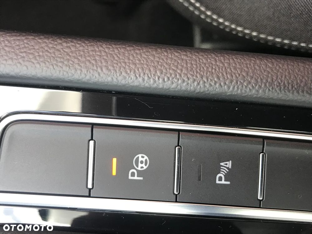 Volkswagen Passat 1.5 TSI EVO Business DSG - 20