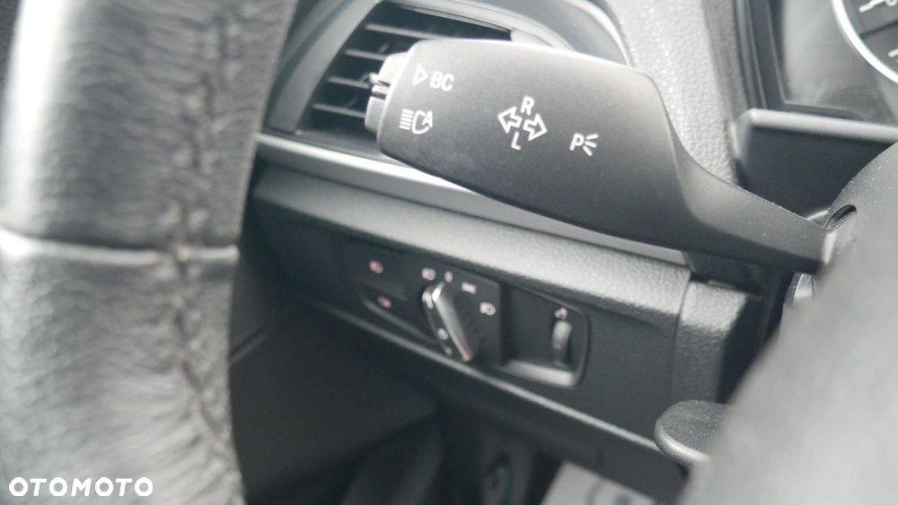 BMW Seria 1 - 19