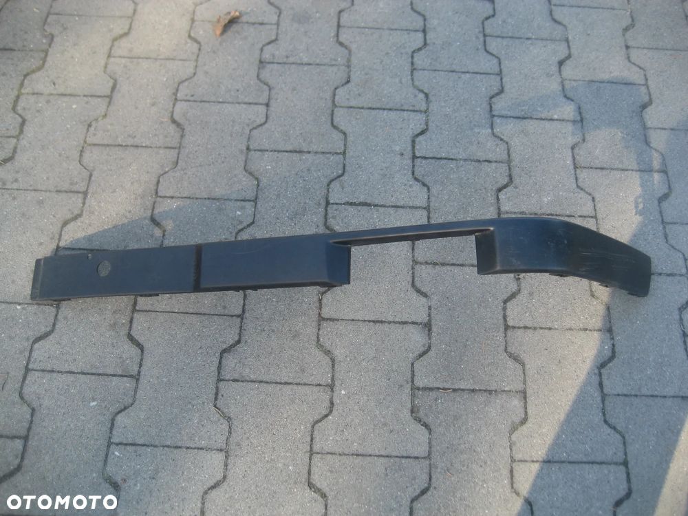 bmw e30 listwa zderzaka przód lewa 51111945907