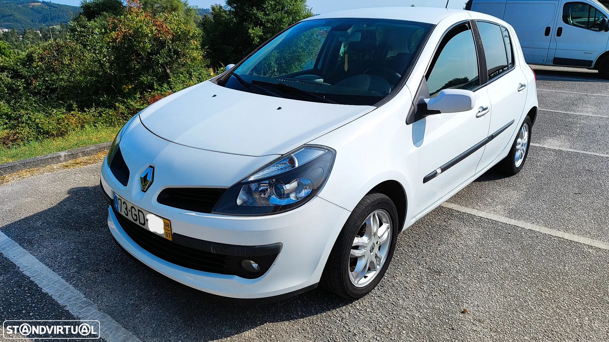 Renault Clio 1.5 dCi Dynamique S - 1