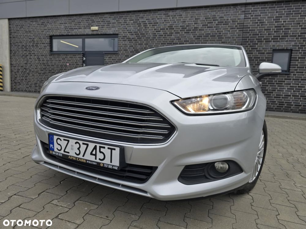 Ford Mondeo 2.0 TDCi Ambiente - 3