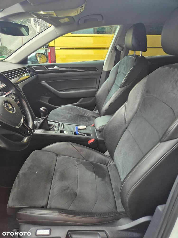 Volkswagen Arteon 2.0 TDI SCR Essence - 4