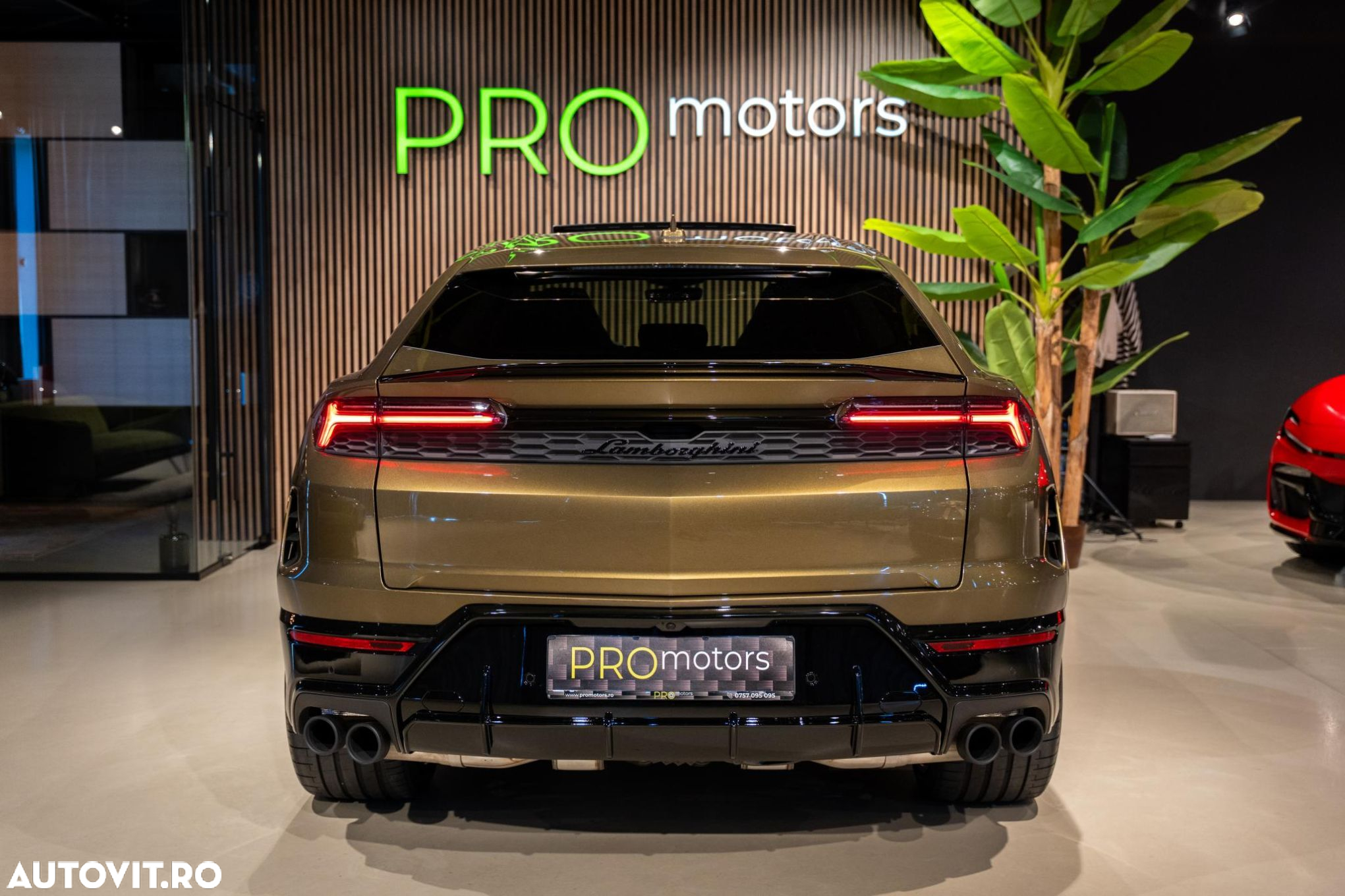 Lamborghini URUS - 31