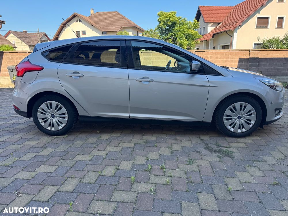 Ford Focus 1.5 TDCi Trend - 11