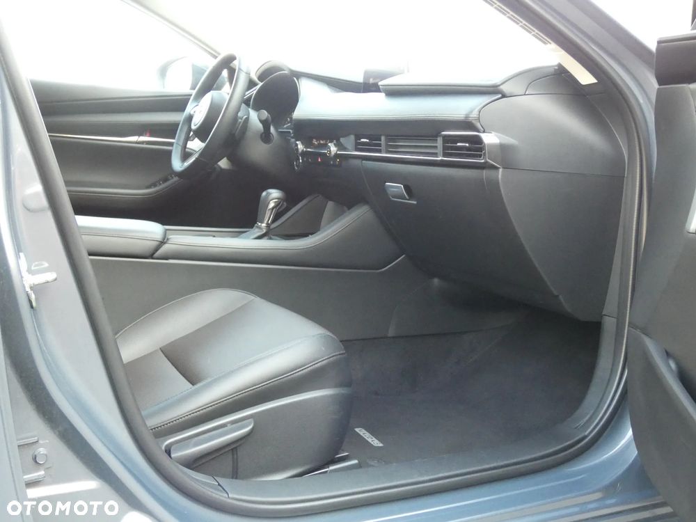 Mazda 3 2.0 mHEV Takumi - 9