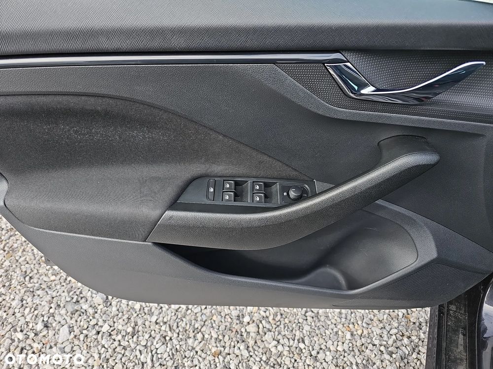 Skoda Kamiq 1.0 TSI Ambition DSG - 13