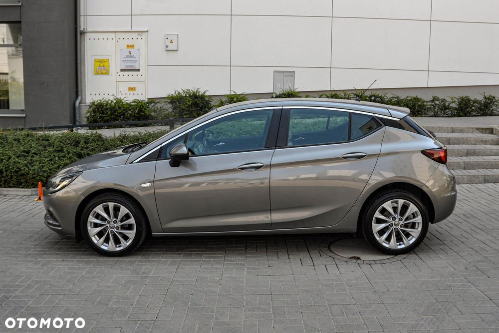 Opel Astra - 2