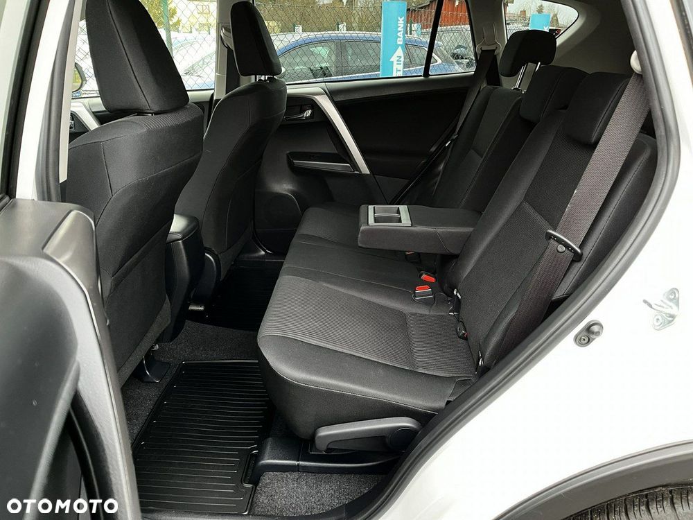 Toyota RAV4 2.0 Active 4x4 - 30