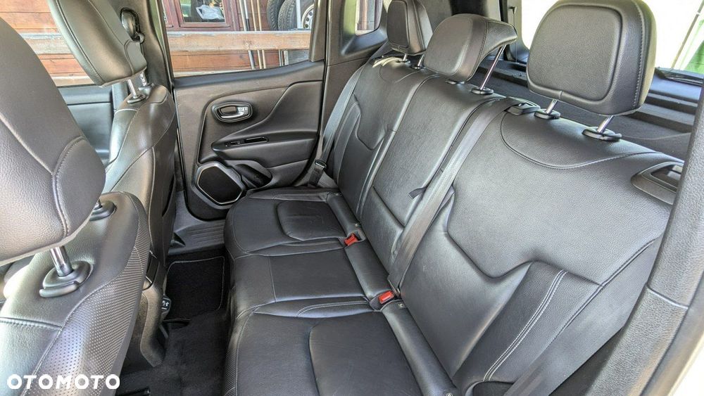 Jeep Renegade - 11