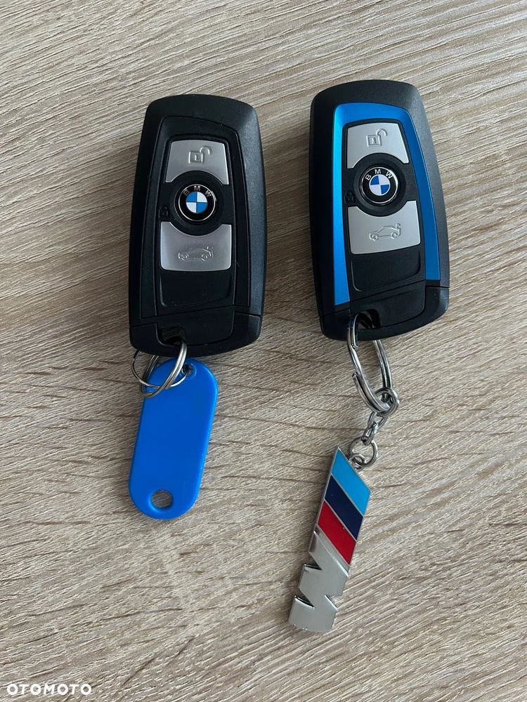 BMW Seria 3 318i Sport Line - 34