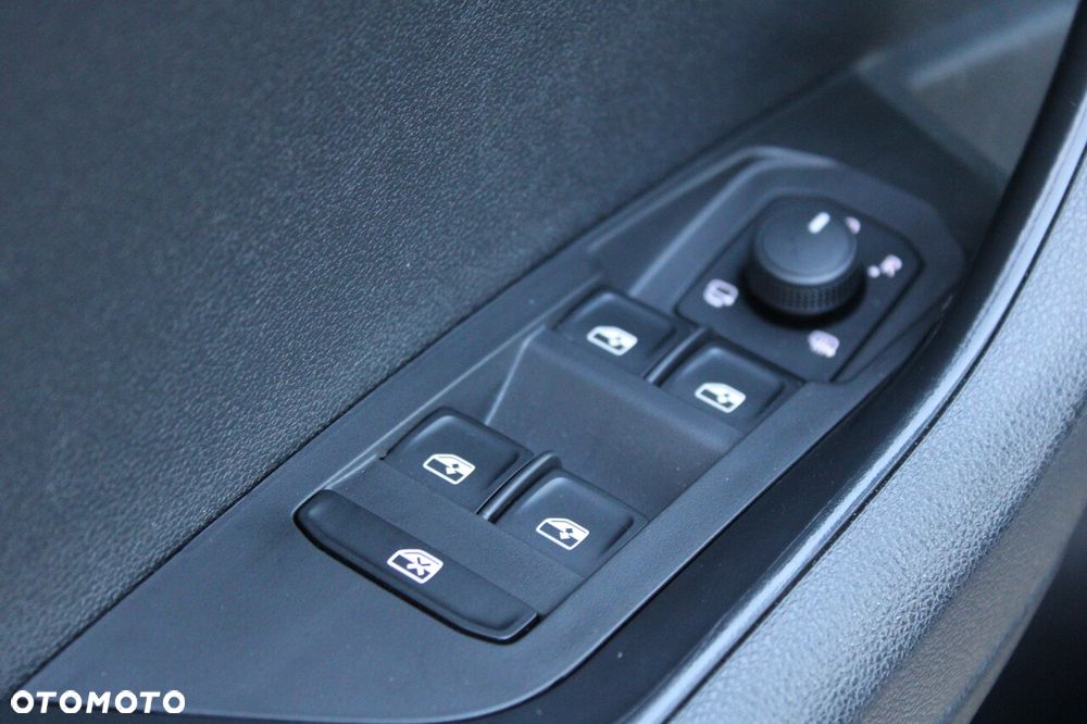Skoda Karoq 2.0 TSI 4x4 Sportline DSG - 34