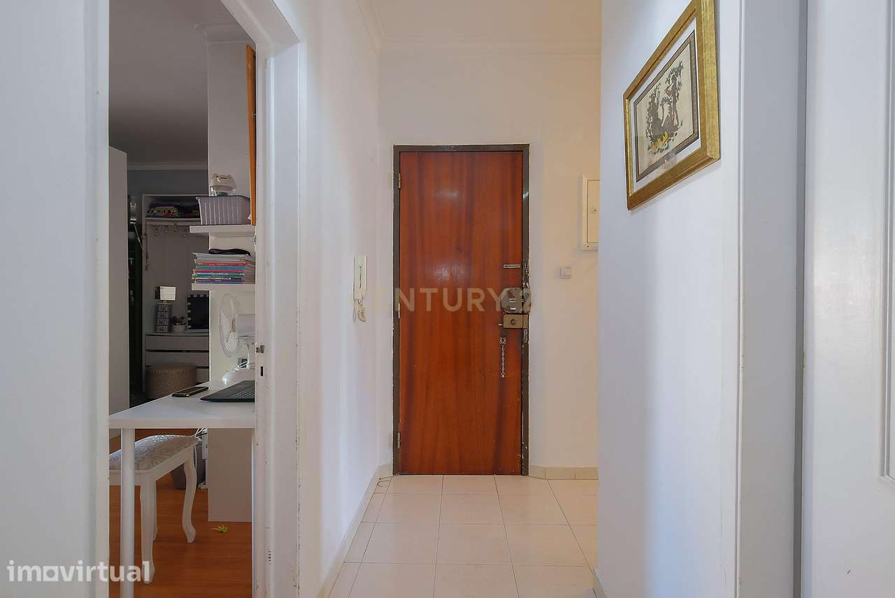 Apartamento T3 no Seixal com Varandas e Acessibilidade Fertagus - Grande imagem: 2/33