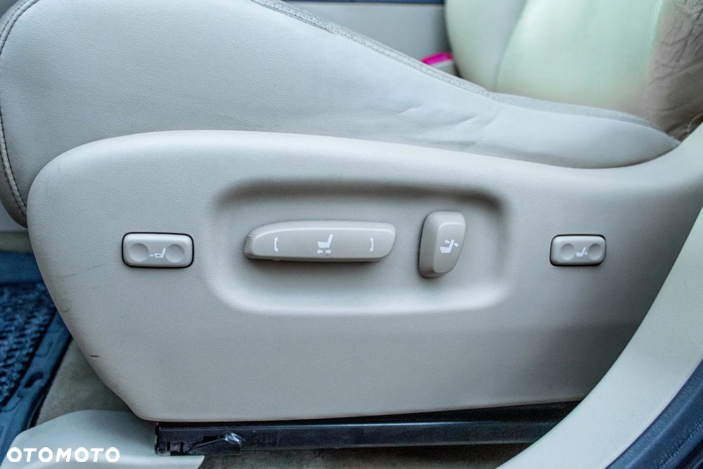 Lexus RX 450h Prestige - 28