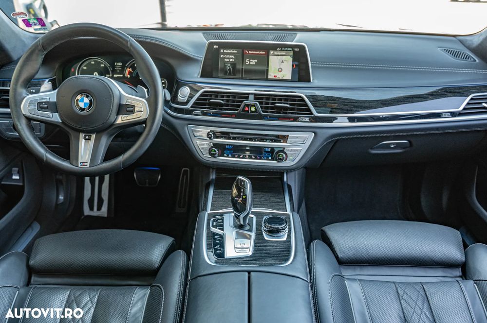 BMW Seria 7 740e iPerformance - 10