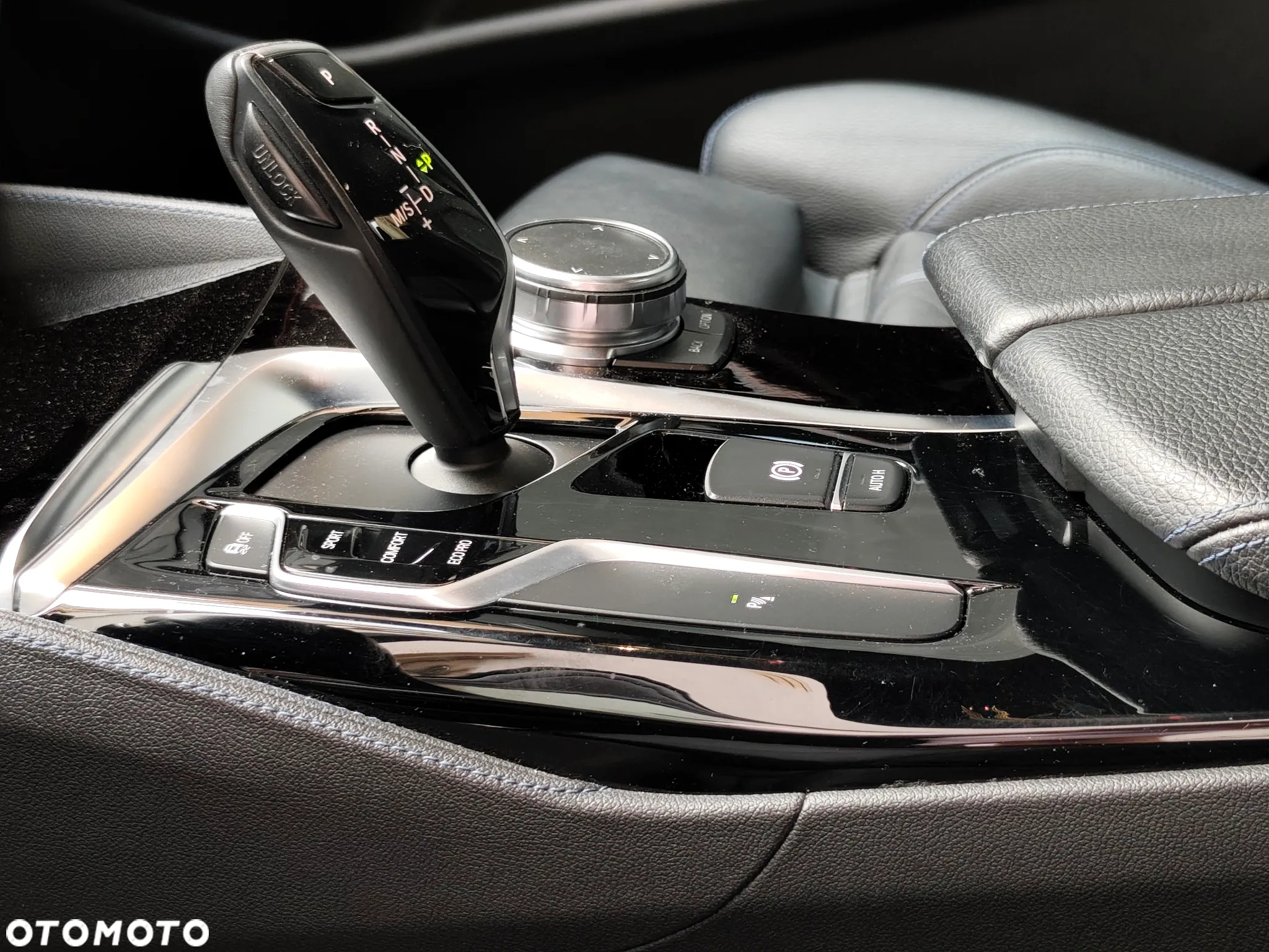 BMW Seria 5 540d xDrive M Sport Edition - 26
