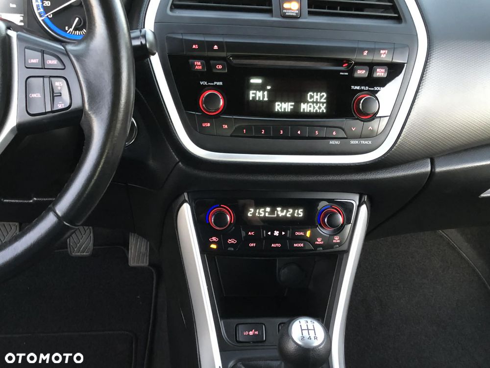 Suzuki SX4 1.6 Premium - 19