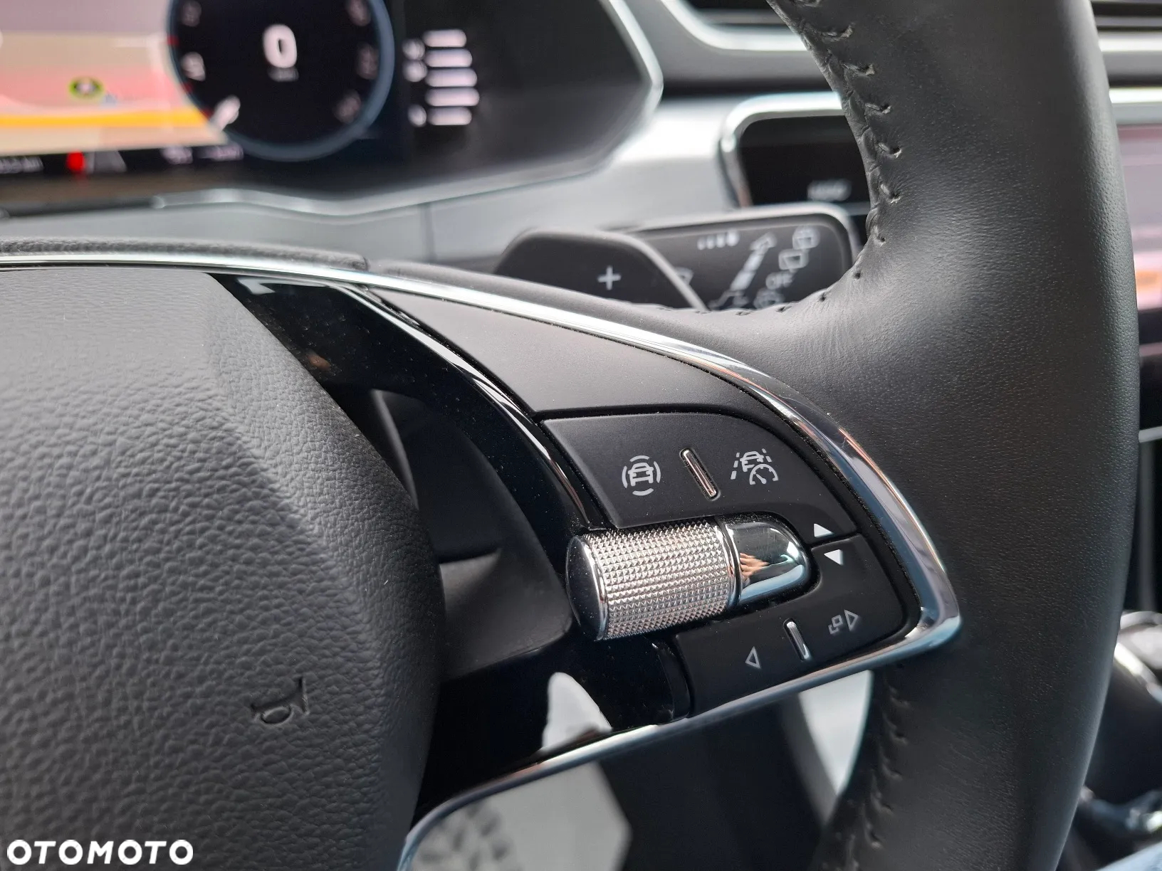 Skoda Superb Combi 2.0 TDI DSG Ambition - 21