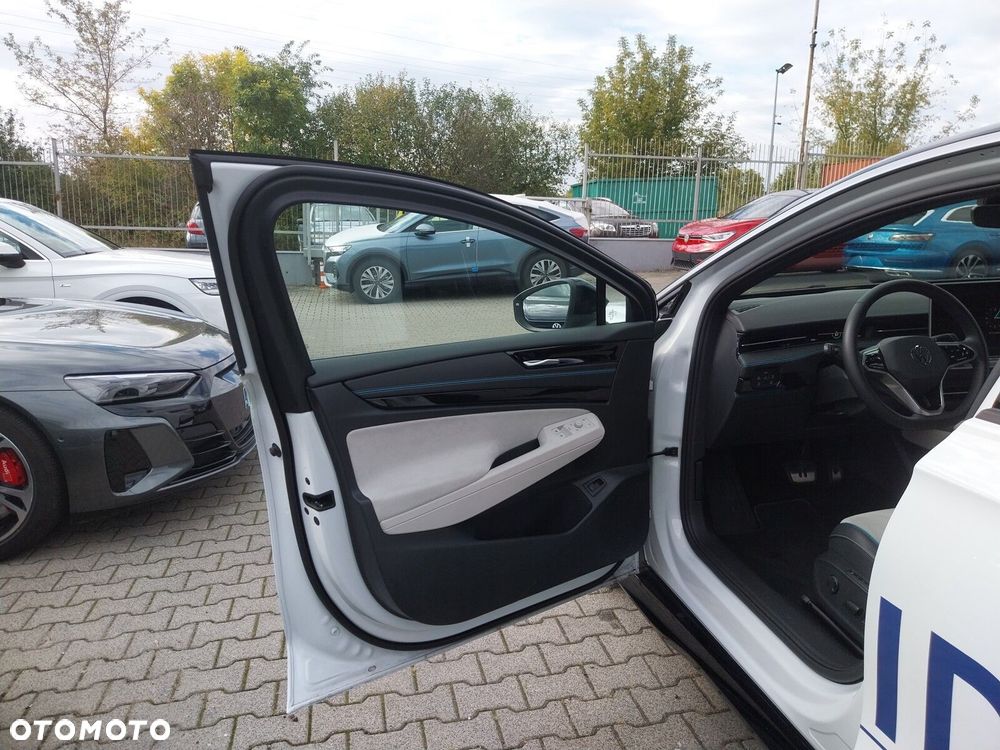 Volkswagen ID.7 - 10