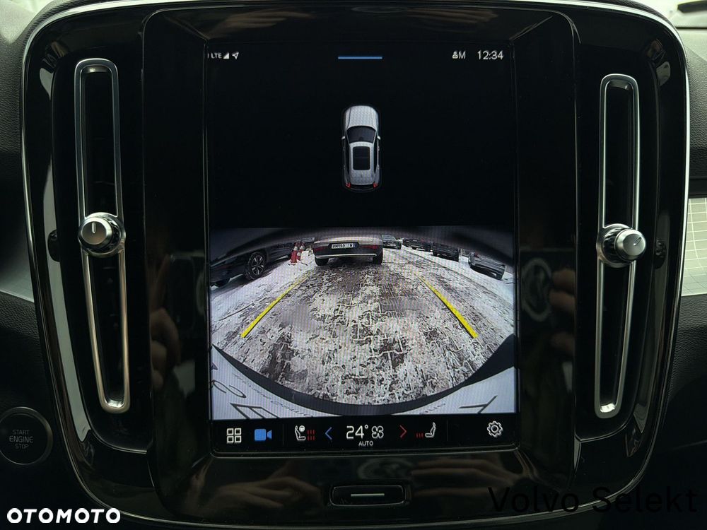 Volvo XC 40 - 22
