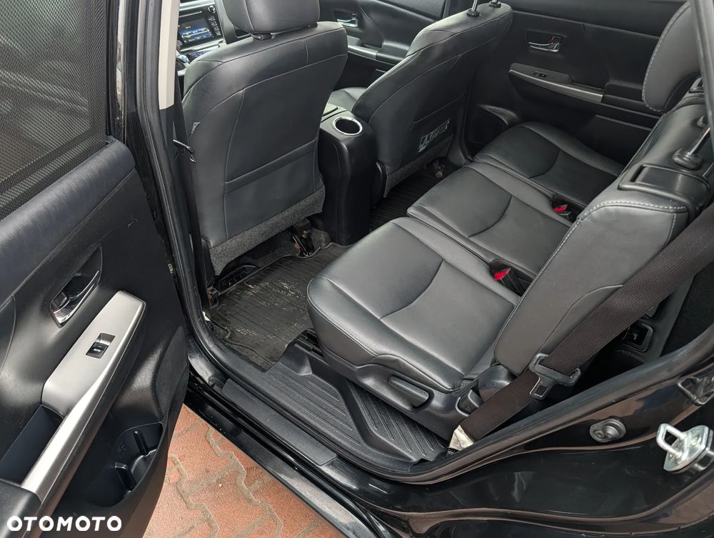 Toyota Prius+ Hybrid 135 Executive - 9