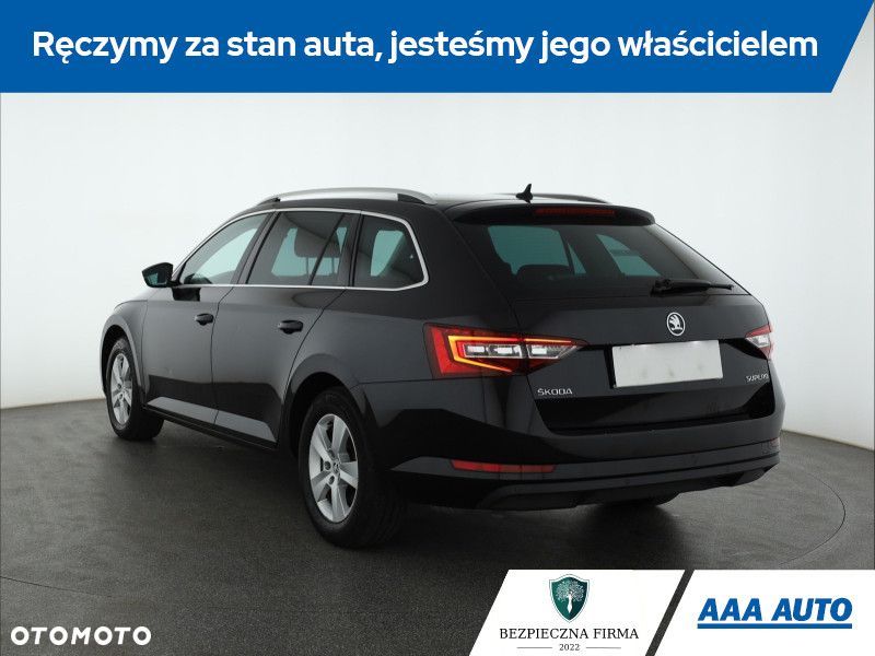 Skoda Superb - 5