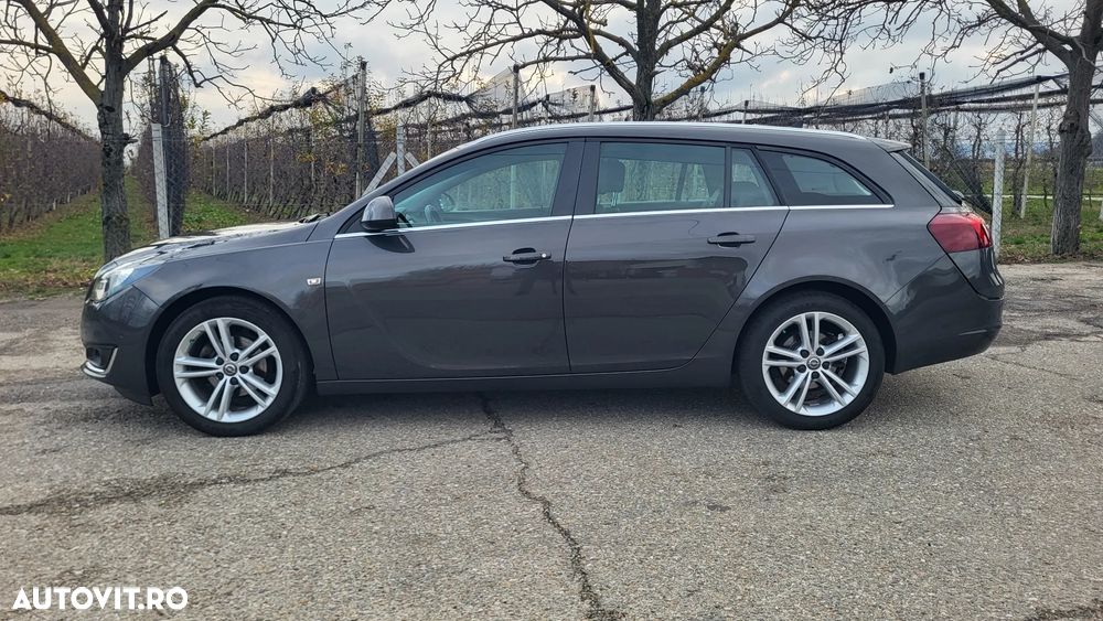 Opel Insignia 1.6 CDTI Sports Tourer ecoFLEXStart/Stop - 2