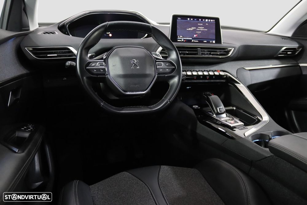 Peugeot 3008 PureTech 130 Stop & Start GPF EAT8 Allure - 4