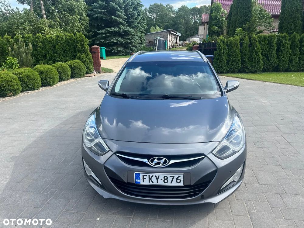 Hyundai i40 i40cw 1.7 CRDi Automatik Fifa World Cup Edition Gold - 13