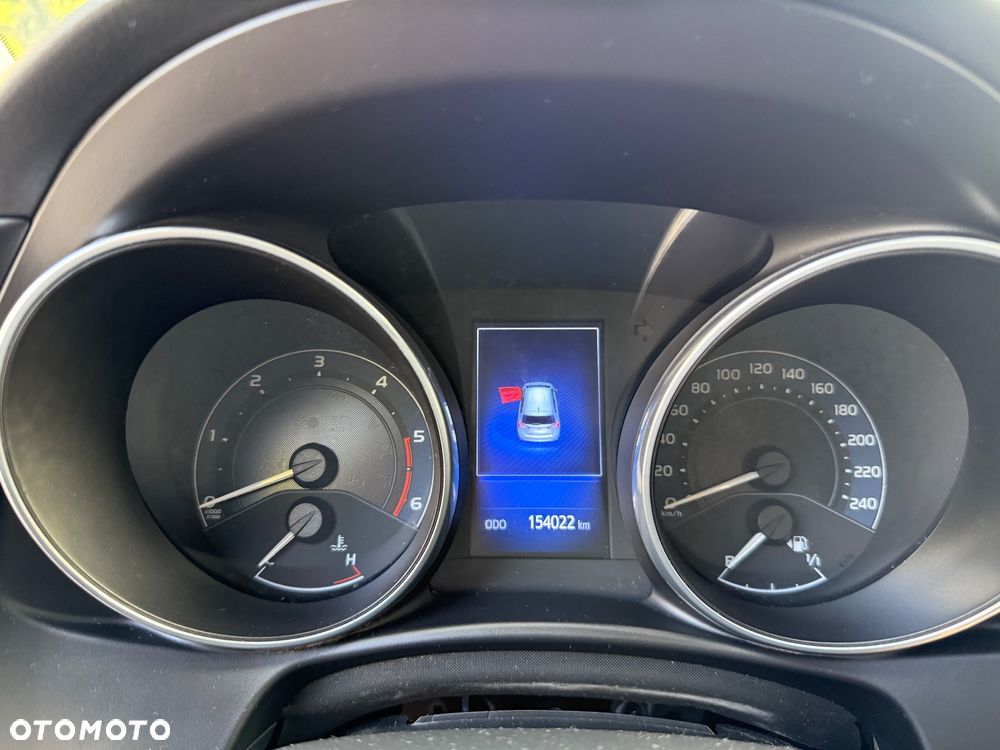 Toyota Auris 1.6 D-4D Executive - 19