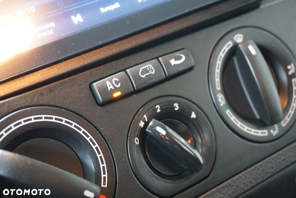 Volkswagen Caravelle TDI L1 Comfortline - 32