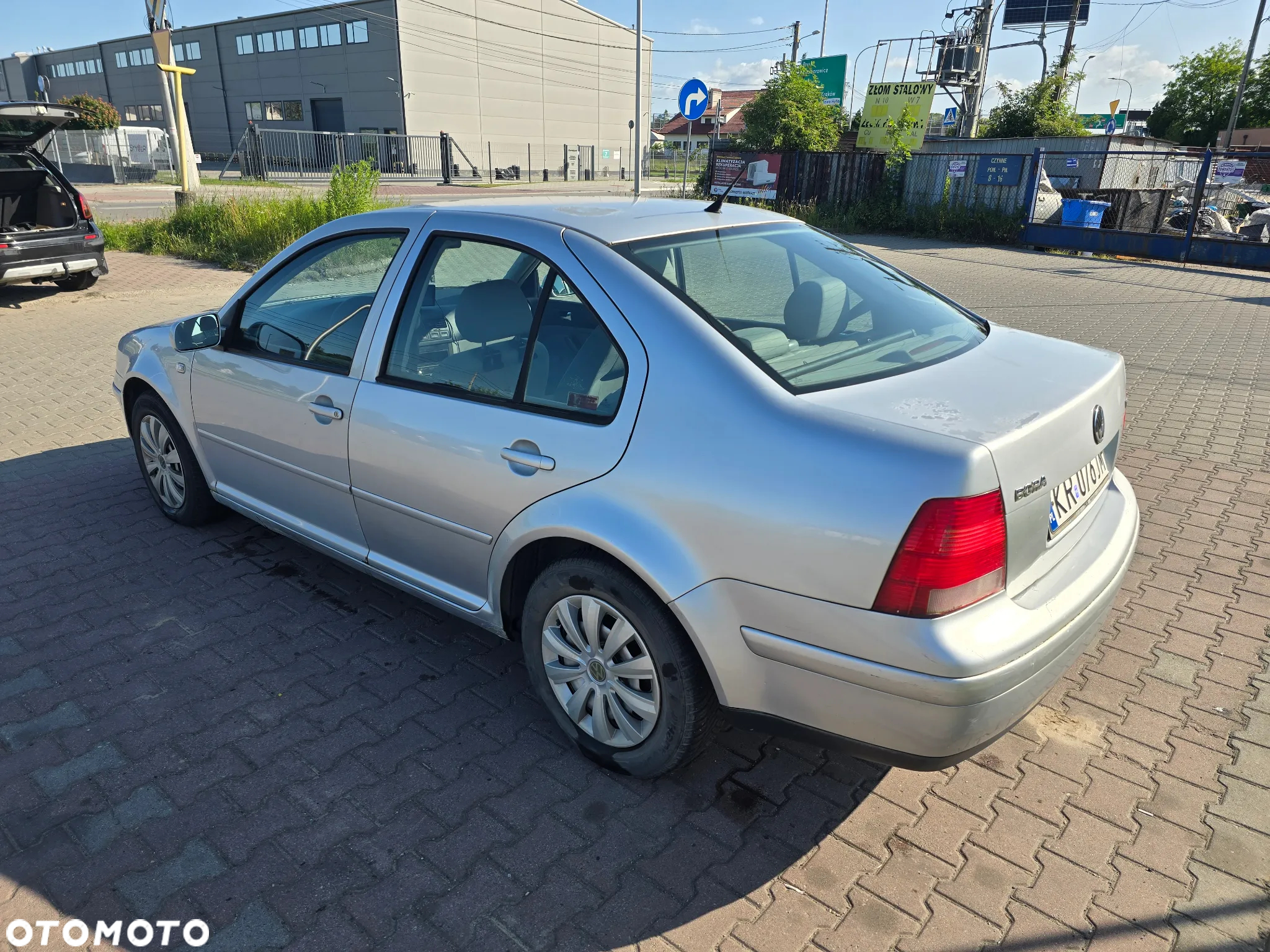 Volkswagen Bora 1.6 Basis - 7