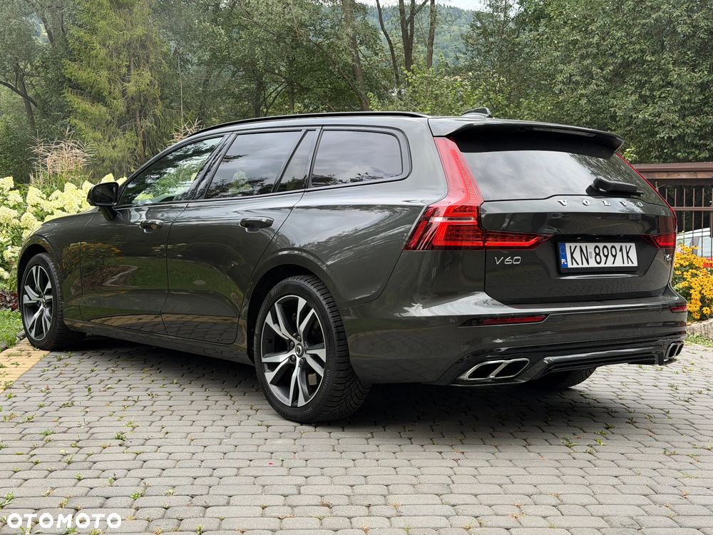 Volvo V60 T6 AWD Geartronic R-Design - 8