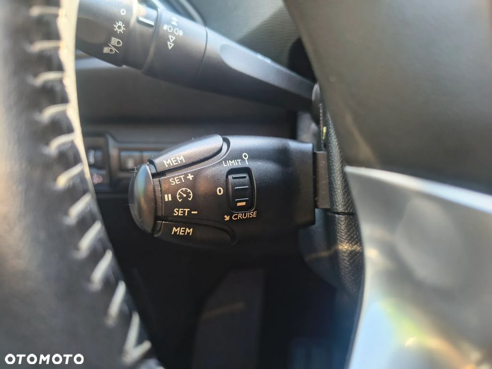 Peugeot 308 BlueHDi FAP 120 EAT6 Stop & Start Active - 25