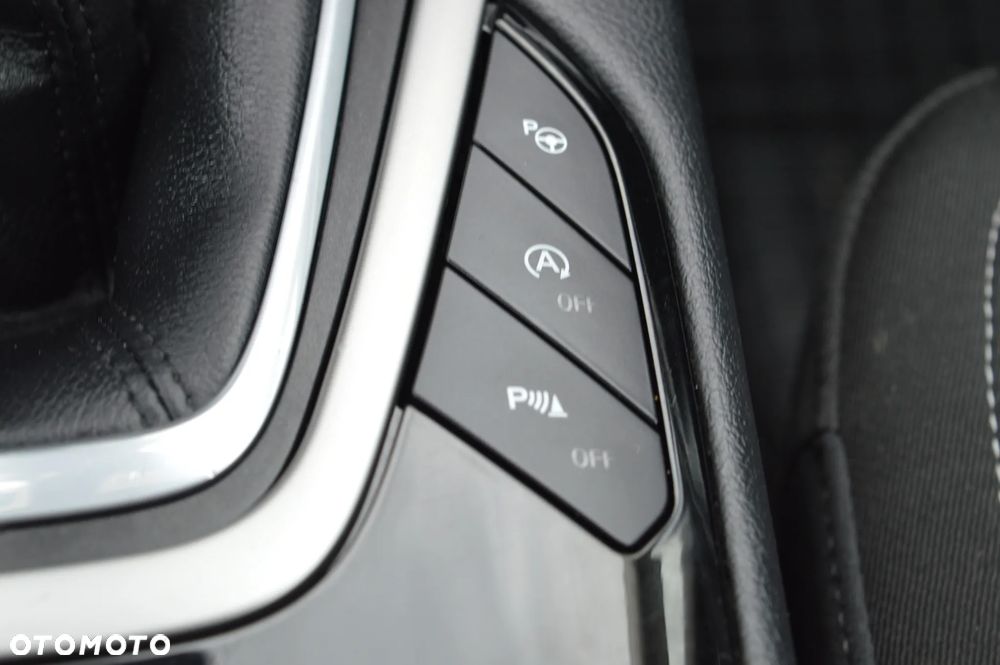 Ford S-Max 1.5 Eco Boost Start-Stopp Titanium - 19