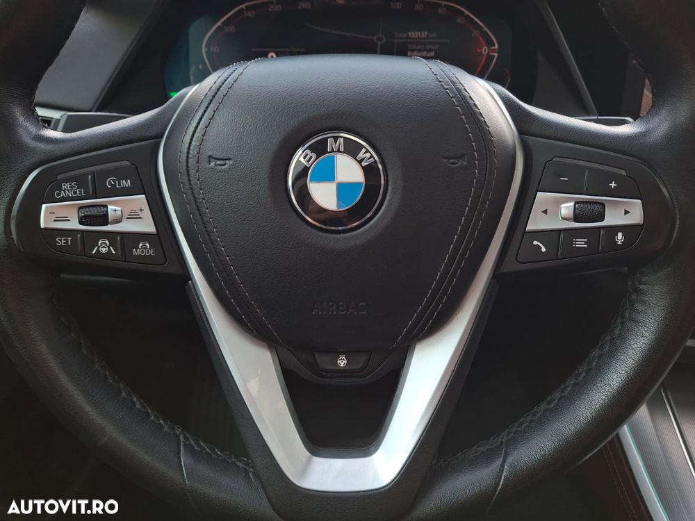 BMW X5 xDrive30d - 33