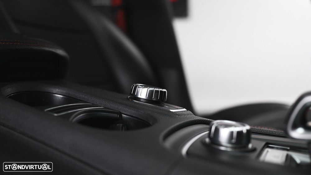 Mercedes-Benz CLA 45 AMG 4Matic Speedshift 7G-DCT Night Edition - 49